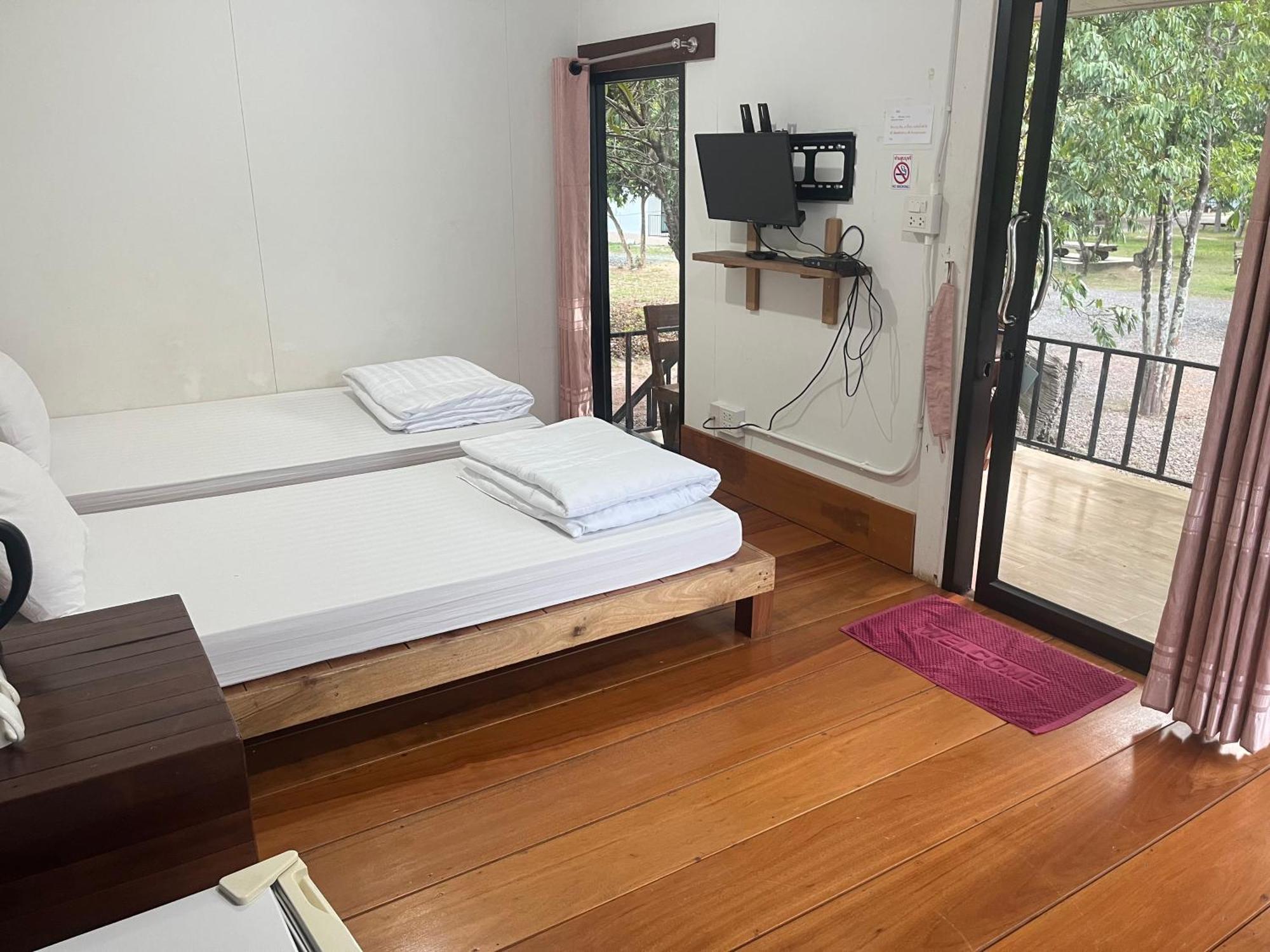 Sangkaset Resort Ban Mong Muang