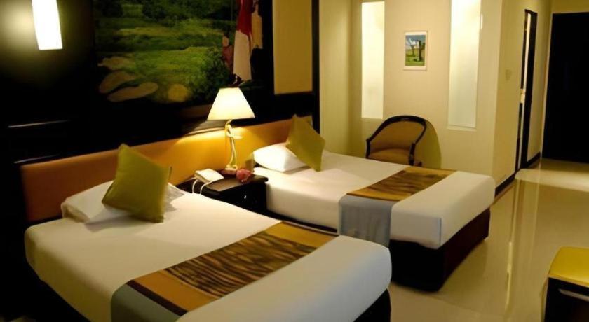 Royal Hills Golf And Resort 3*