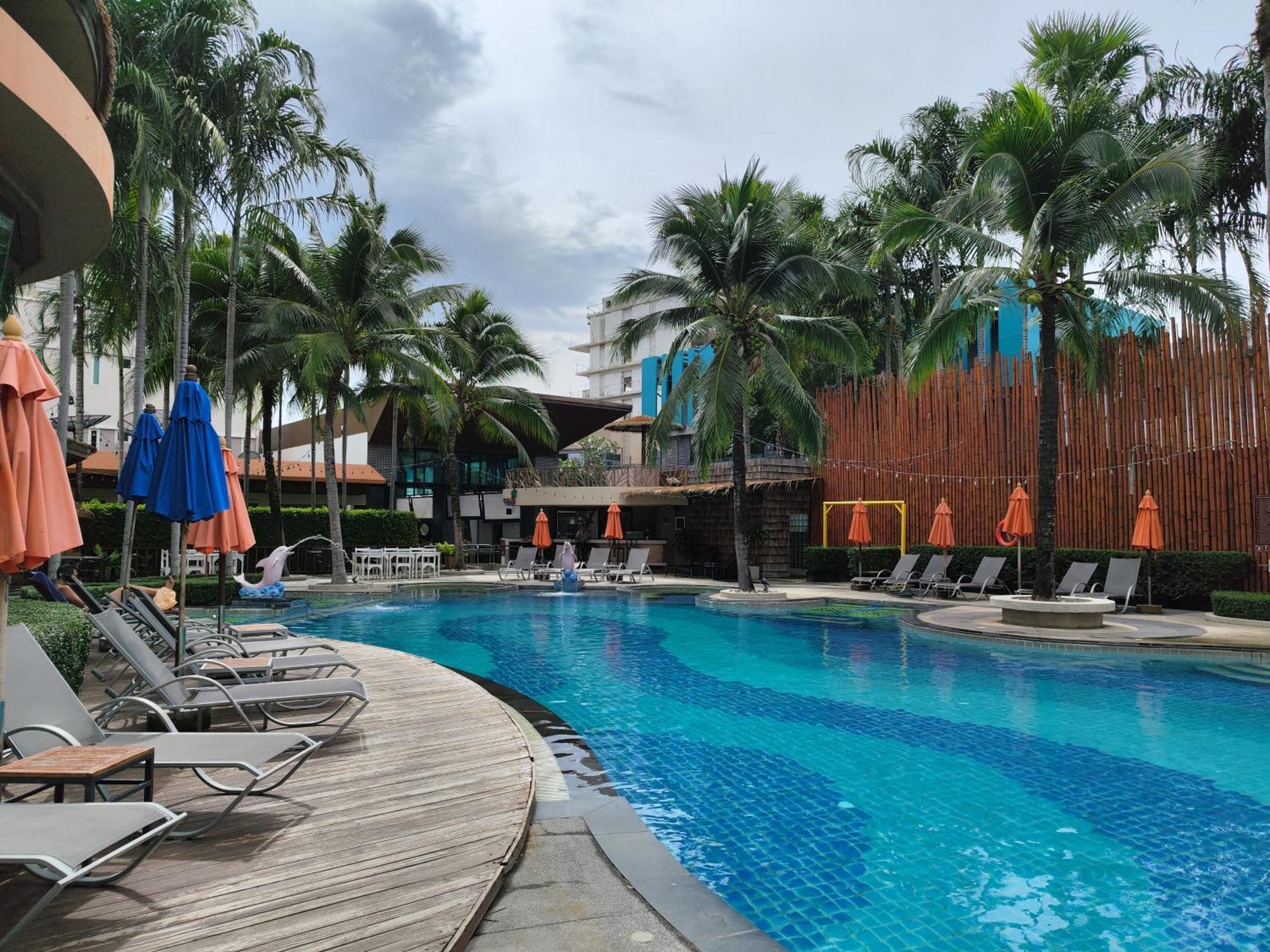 7 Floor - Pool View At Tbhr Near * Kata Beach (Phuket)