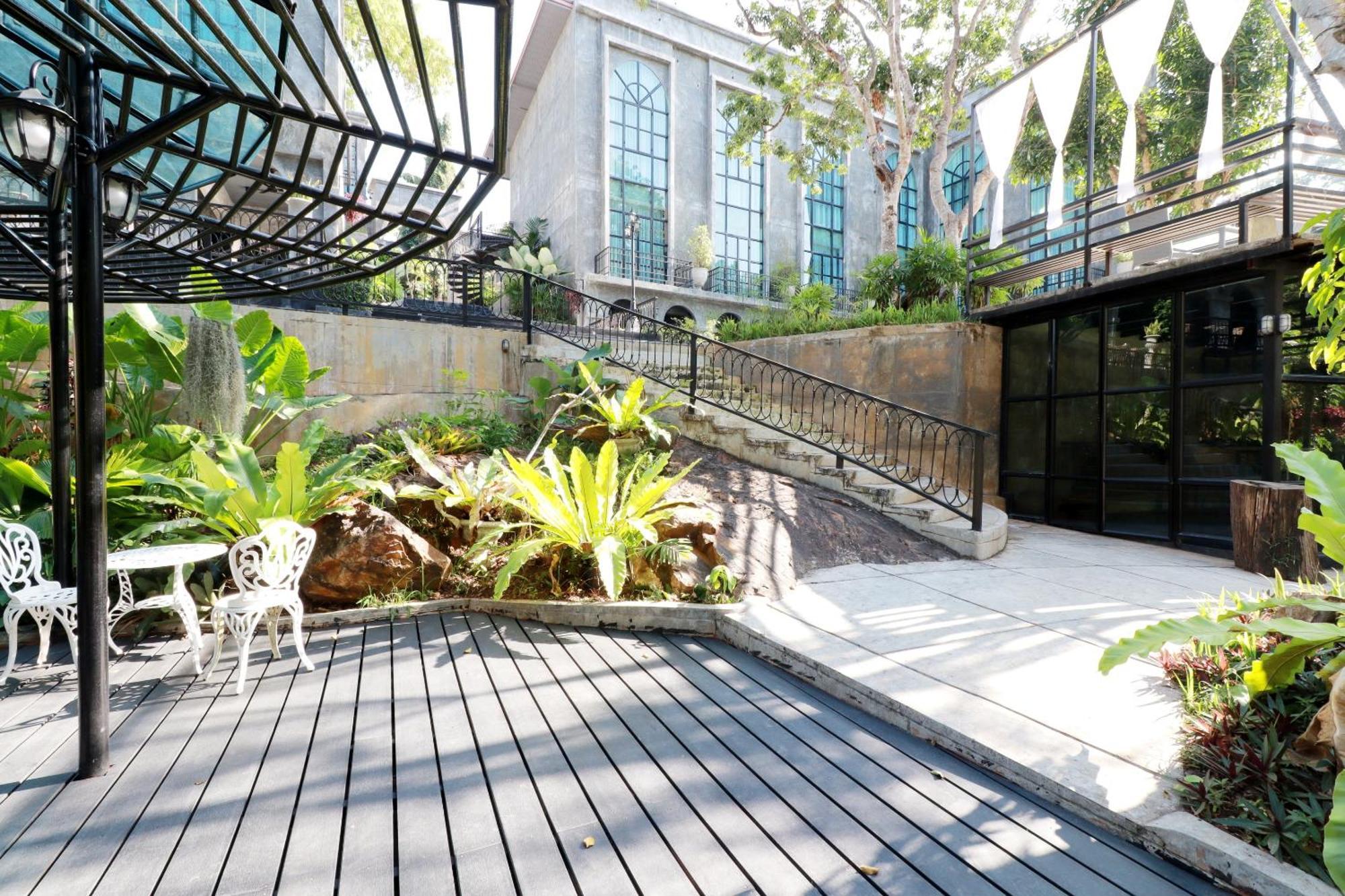 Hotel Capital O 464 At Nata Chiangmai Chic Jungle Mae Rim