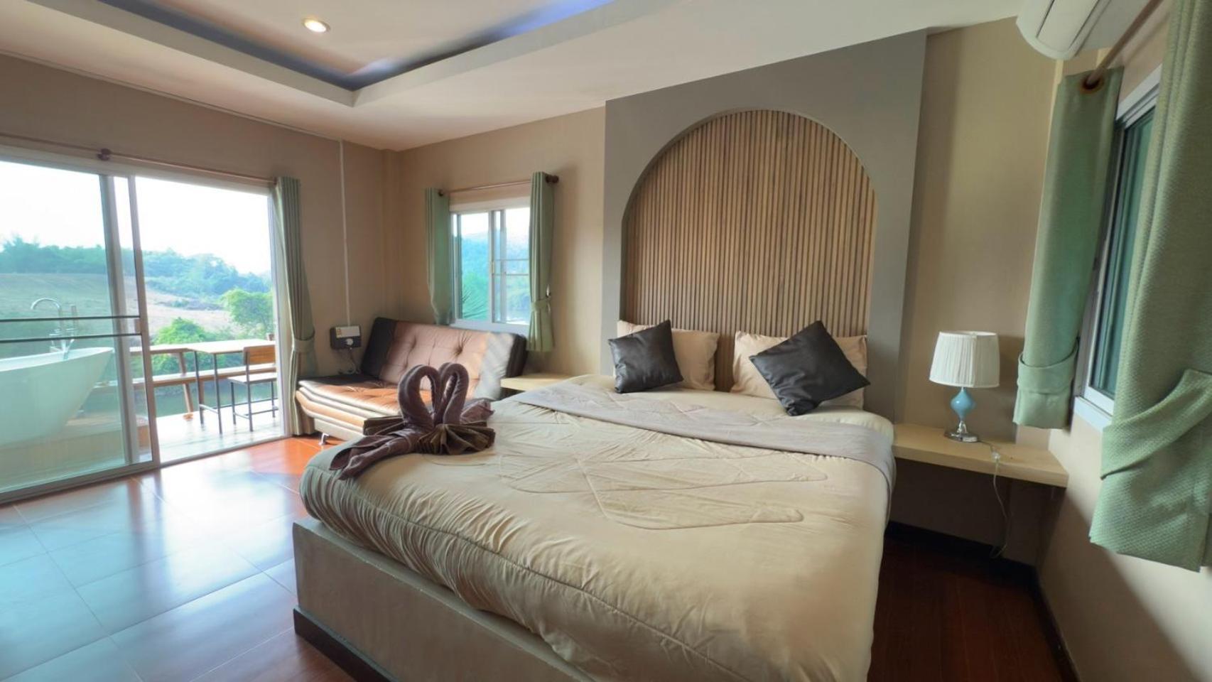 Kwainoy Riverpark Resort