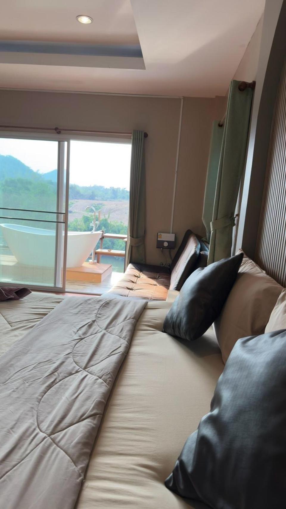 Resort Kwainoy Riverpark Sai Yok