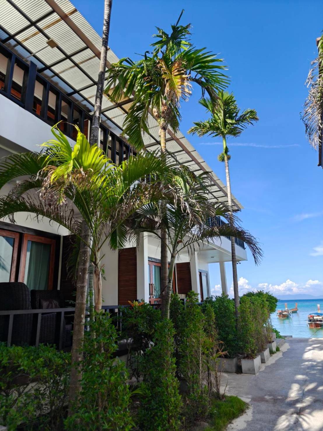 Cabana Lipe Beach Resort Koh Lipe