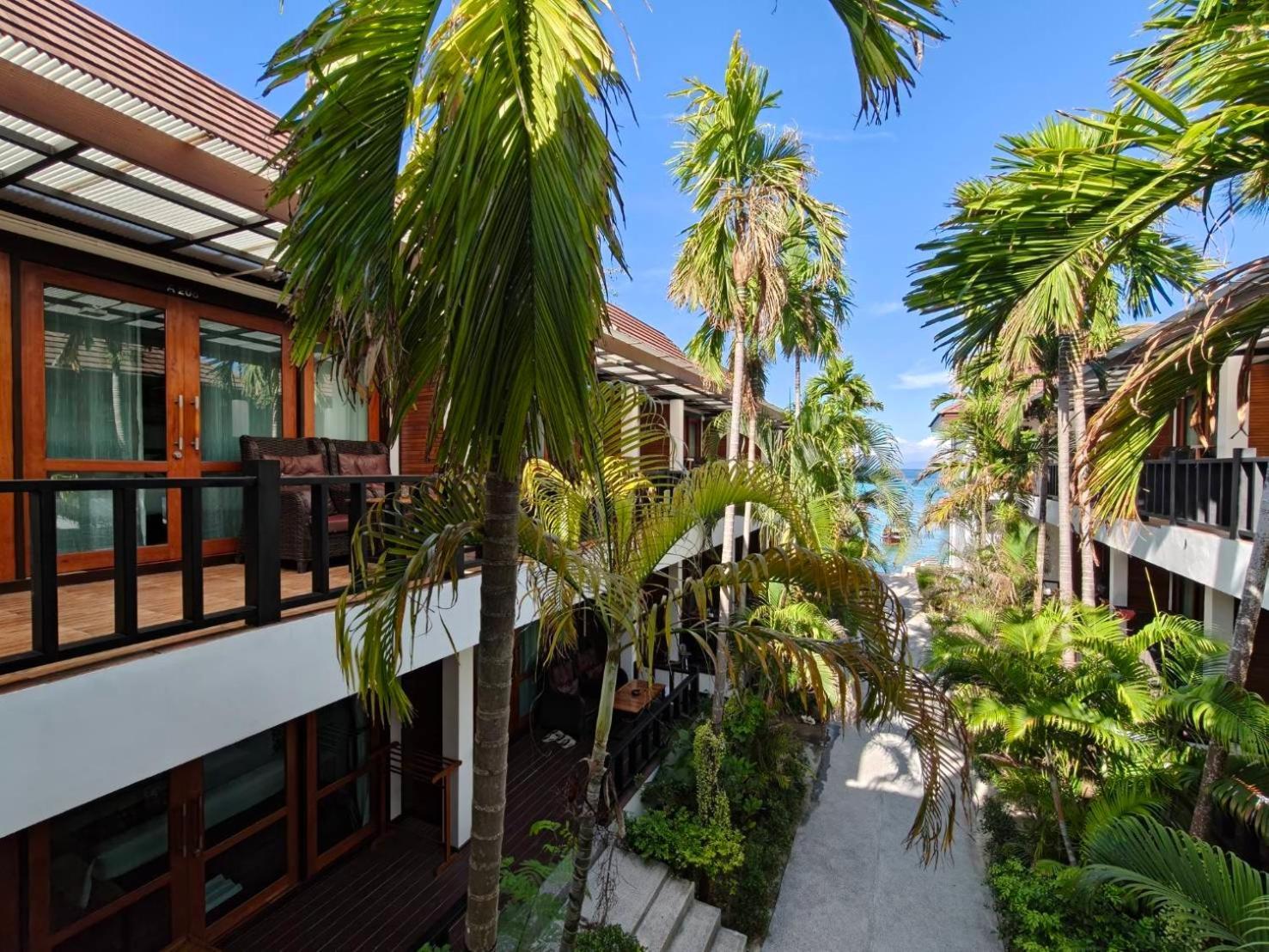 Cabana Lipe Beach Resort 3* Koh Lipe