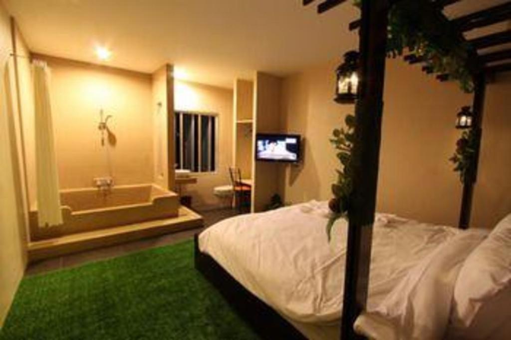 Z2 Boutique Hotel