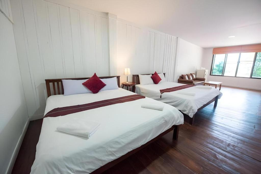 Baan Suan Aou Khai Rayong