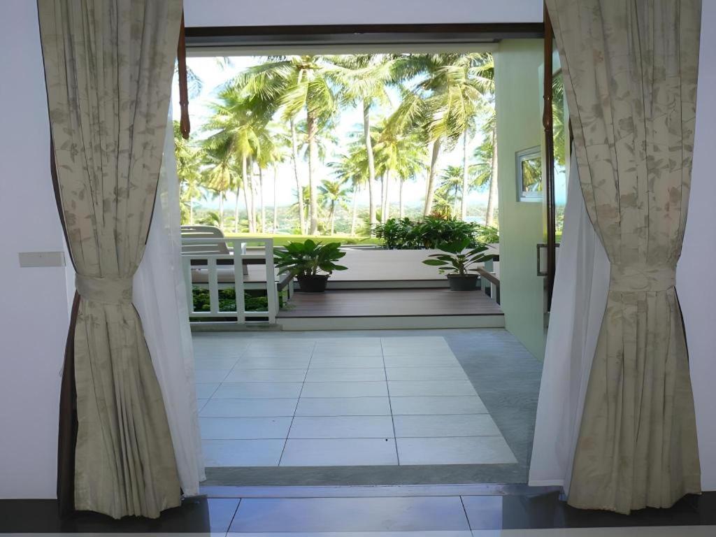 Grand Hill Resort
