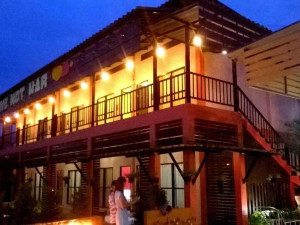 Sawasdee River Kwai Lodge