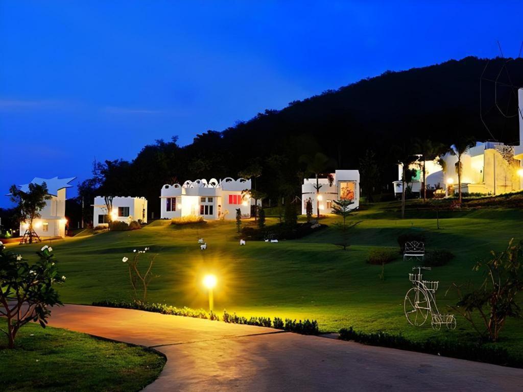 The Buda Muaklek 4*