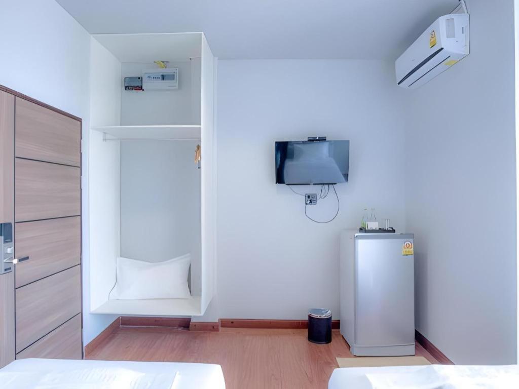 Center Hotel 3*