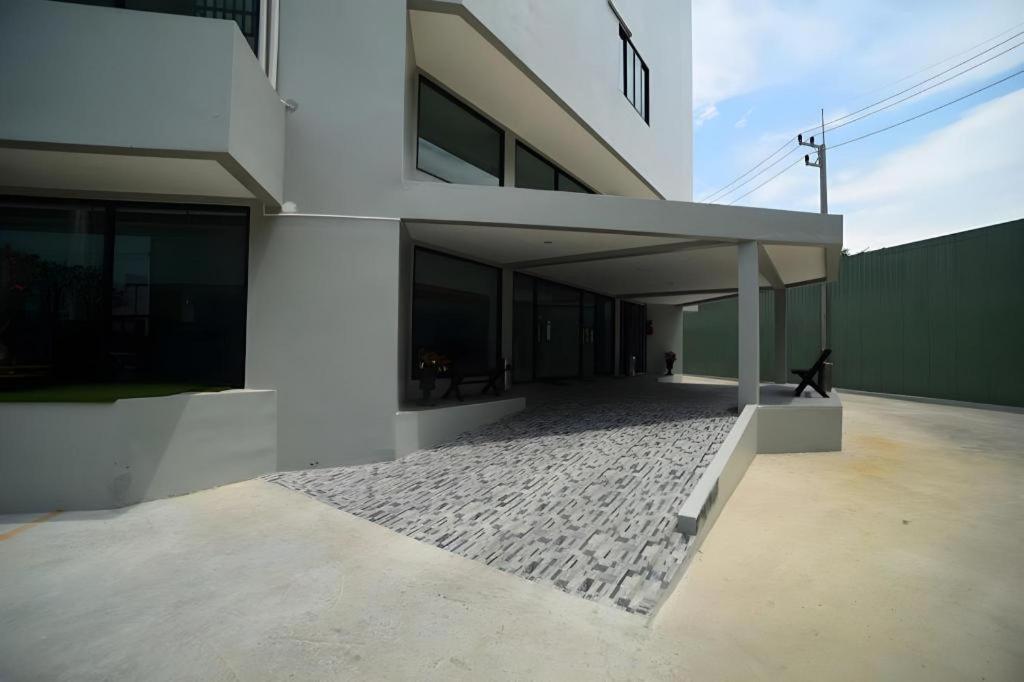 Center 3* Chanthaburi