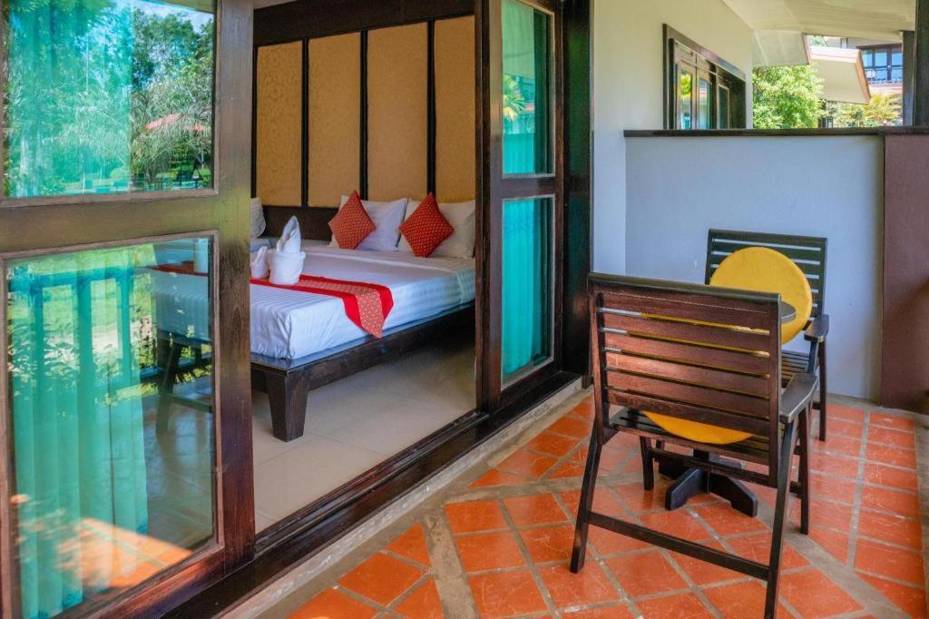 Poochommhok Resort