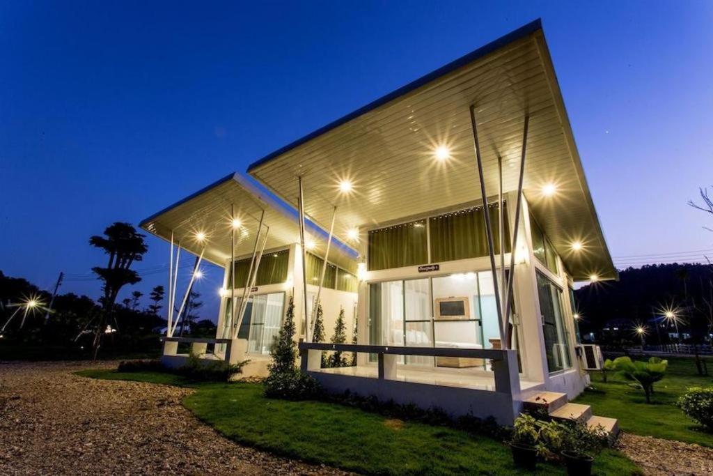 The White House Boutique Chiang Rai
