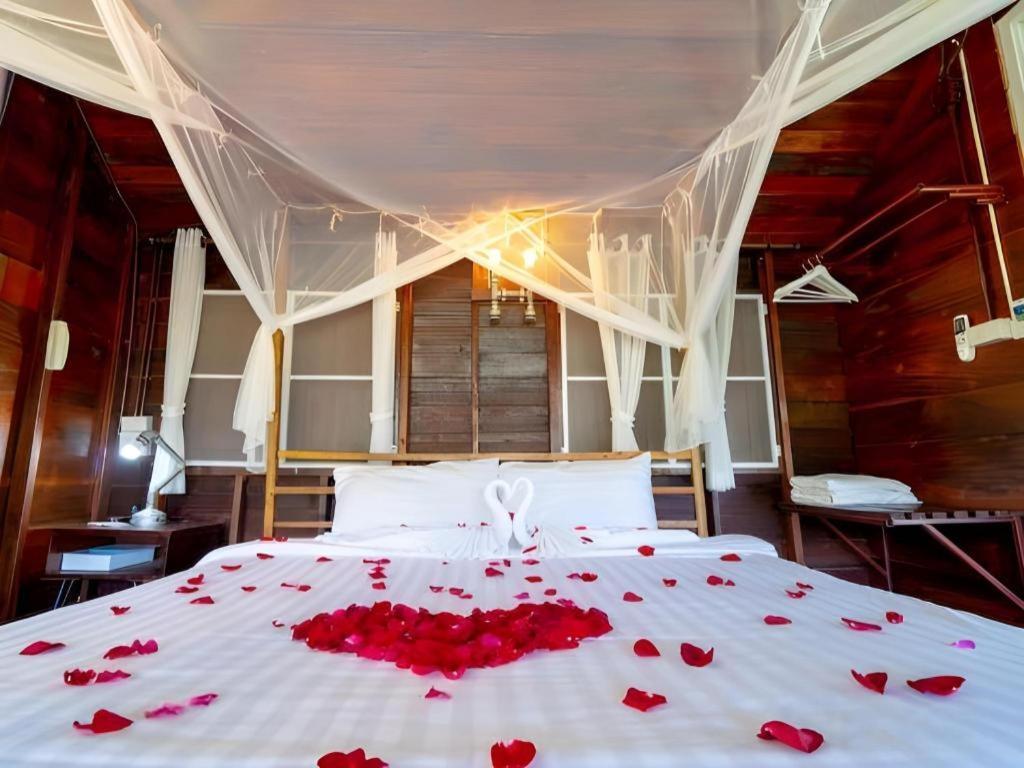 The White House Boutique 3* Chiang Rai