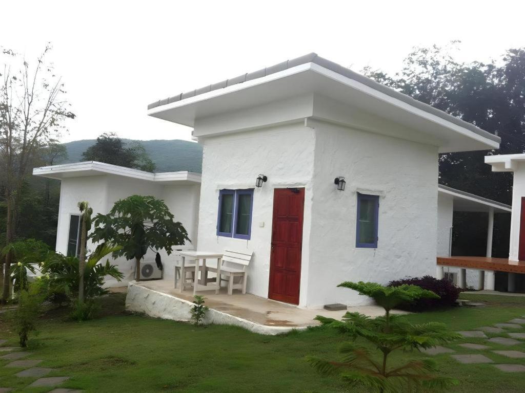 Resort White Rock Pakchong