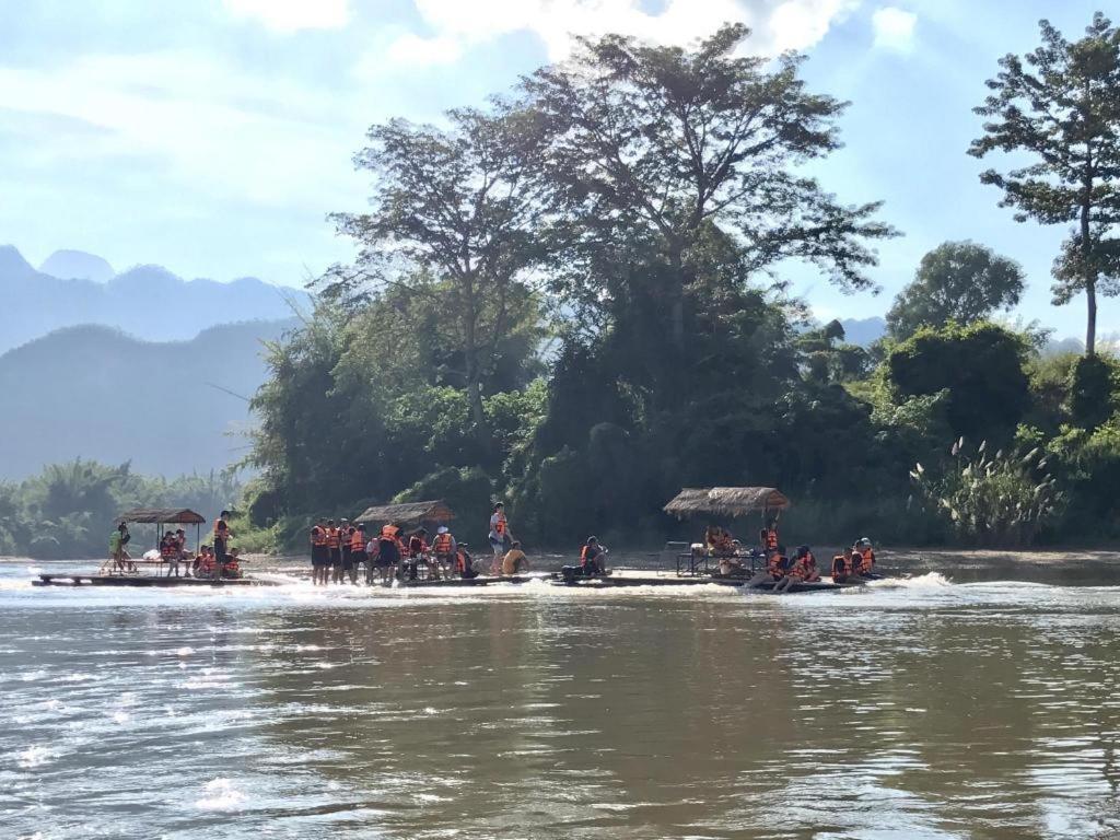 Resort The River Life Sai Yok