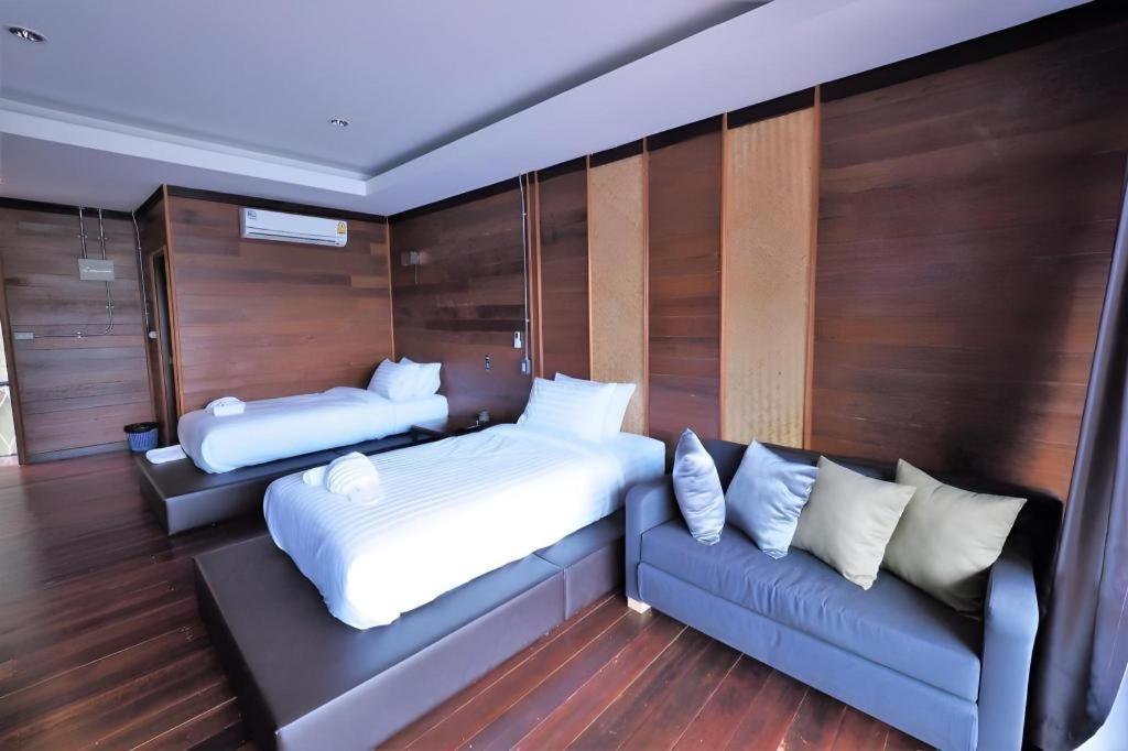 Resort The River Life 3*