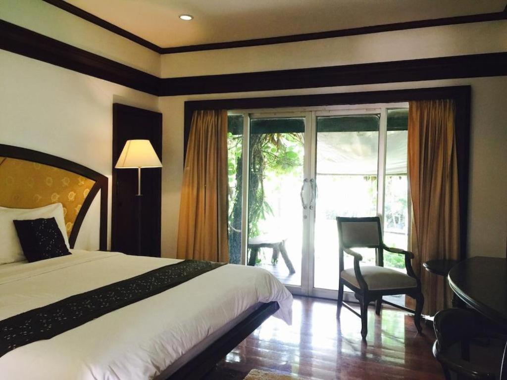 Nh Elegant Hotel