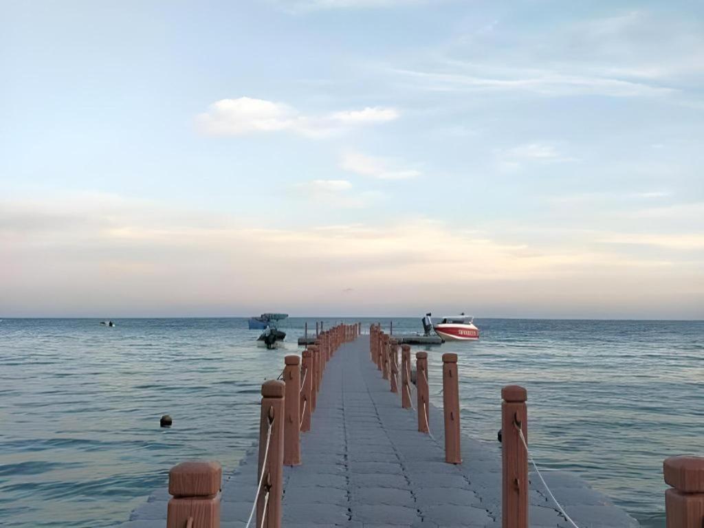 Tonsak 3*