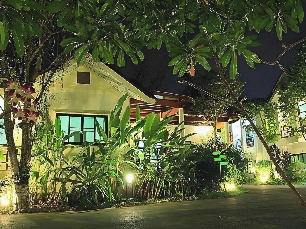 Chayada Garden House And 3*
