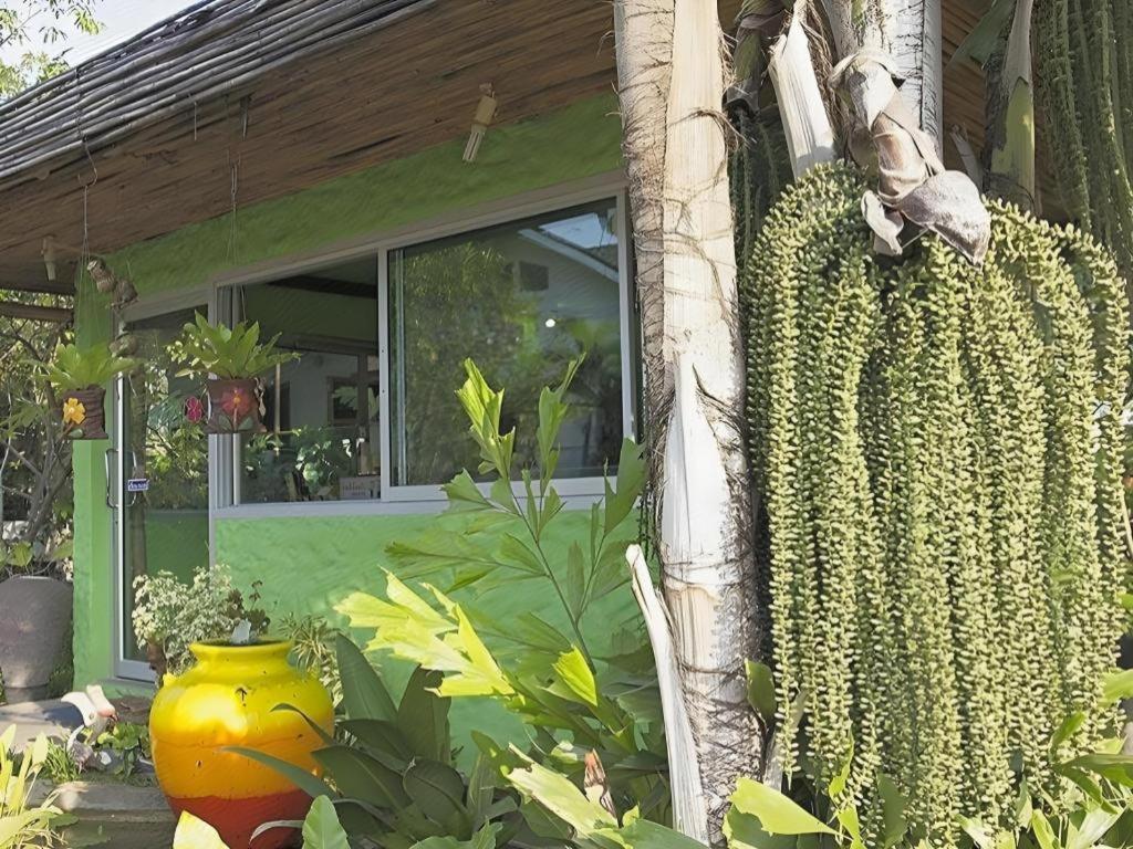 Resort Chayada Garden House And