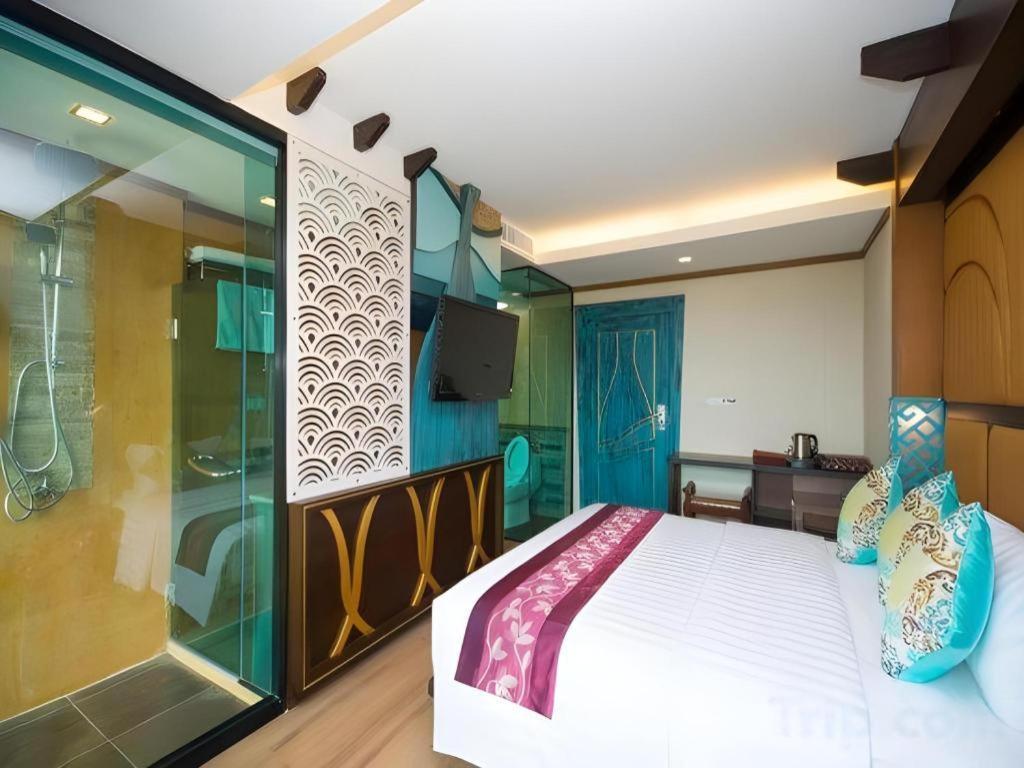Hotel Hip Phi Phi Don
