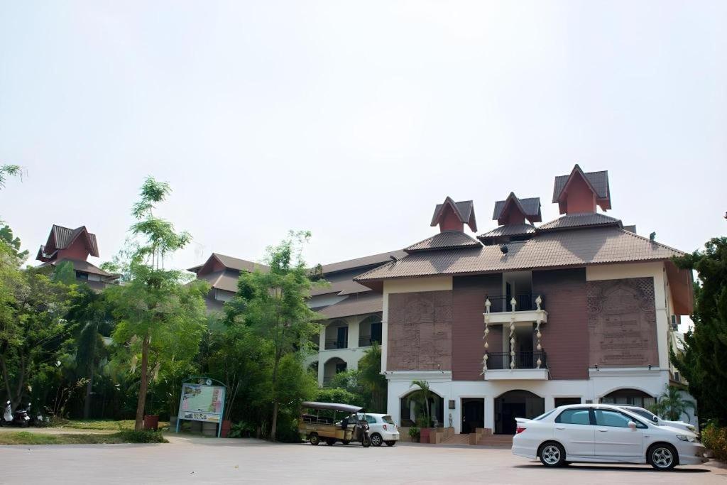 Hotel Phoomthai Garden 3*