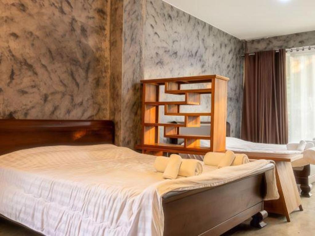 Oyo 75374 Baan Rak Mai Hotel 3*