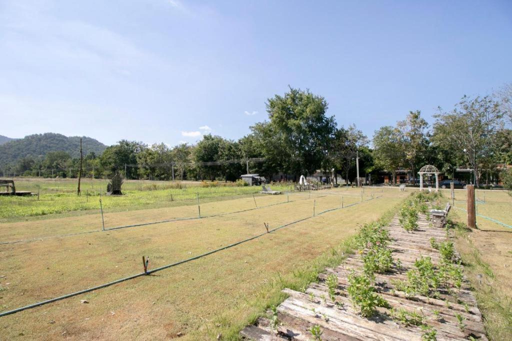 Oyo 75374 Baan Rak Mai Kanchanaburi