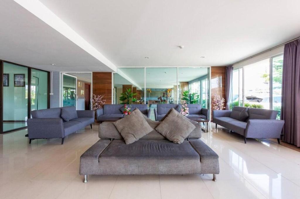 Hotel Oyo 1130 Ck Pattaya 4*