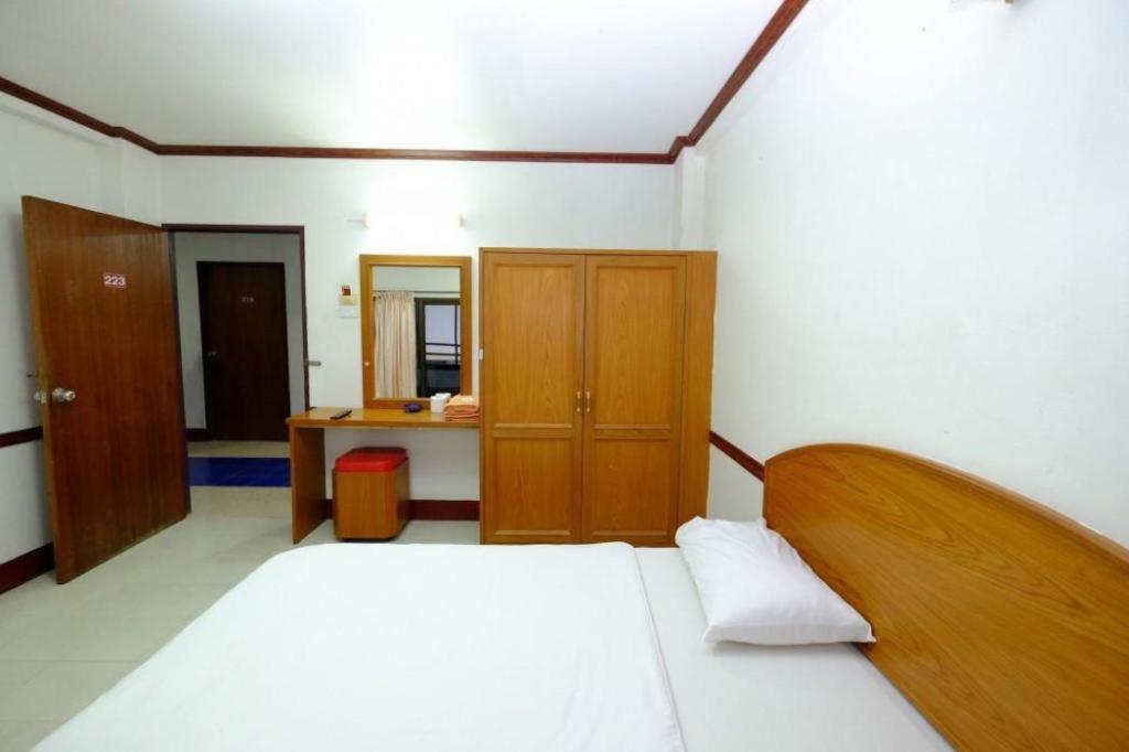 Pc Palace Hotel 3*
