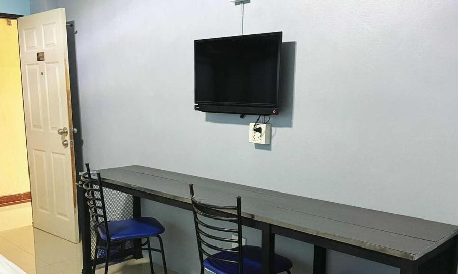 Oyo 75506 Ratchapruek 3*