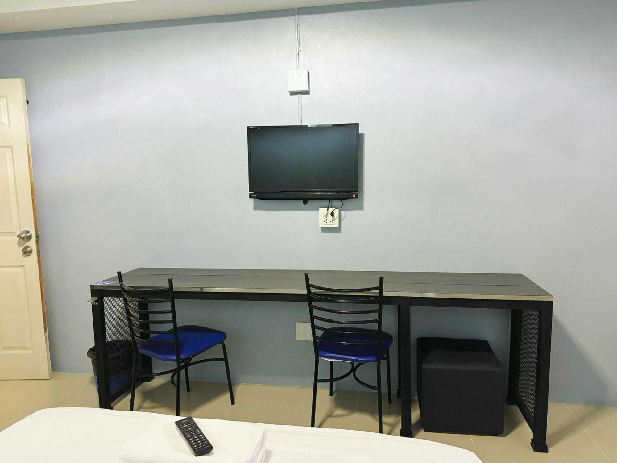 Oyo 75506 Ratchapruek Hotel 3*