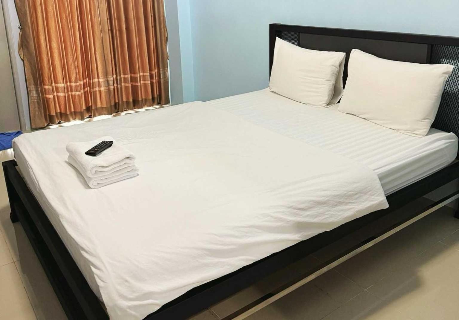 Oyo 75506 Ratchapruek Hotel Suphan Buri