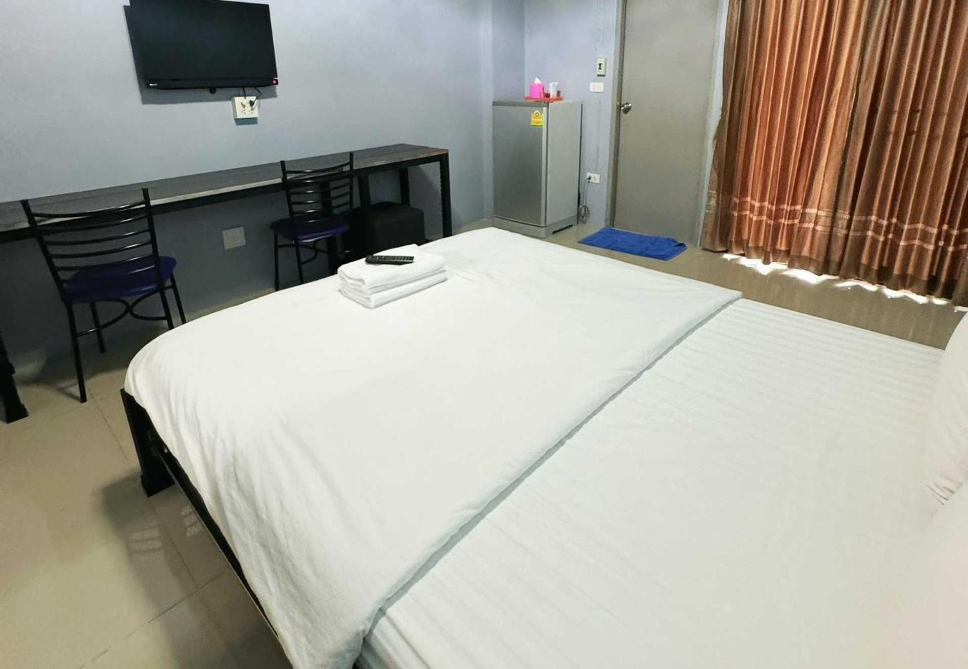 Oyo 75506 Ratchapruek Hotel 3*