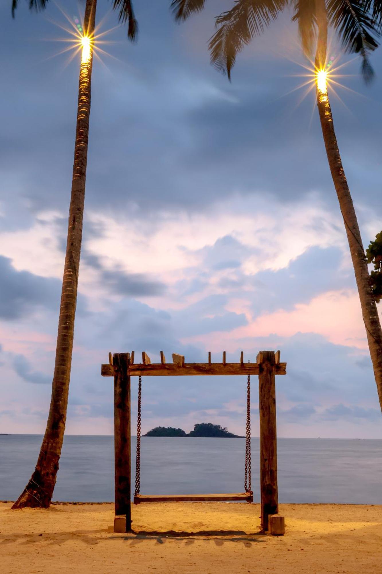 Vignette Collection Dinso & Ko Chang By Ihg