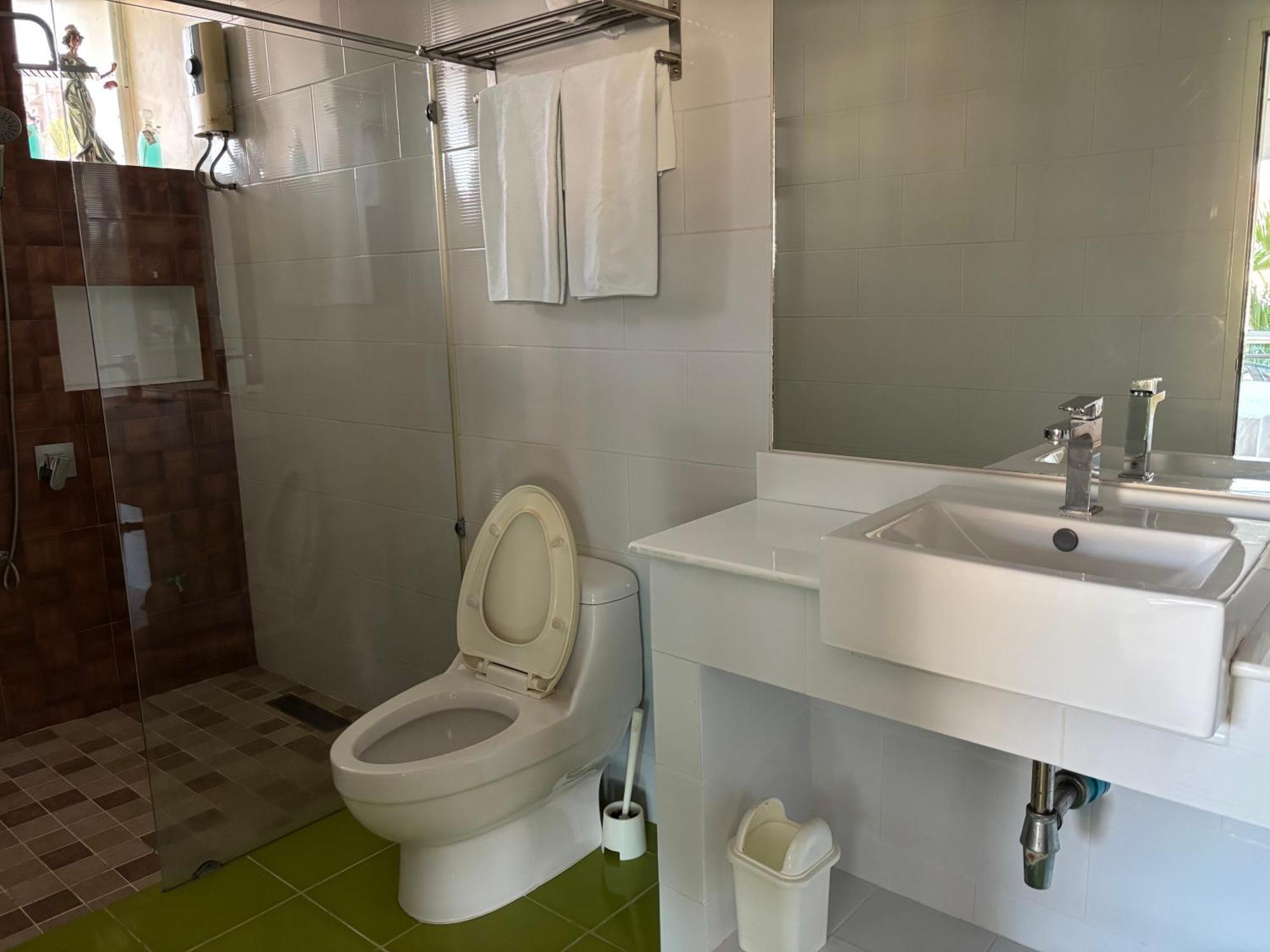 Dx Group Hotel- Abani Aparthotel Jomtien Beach