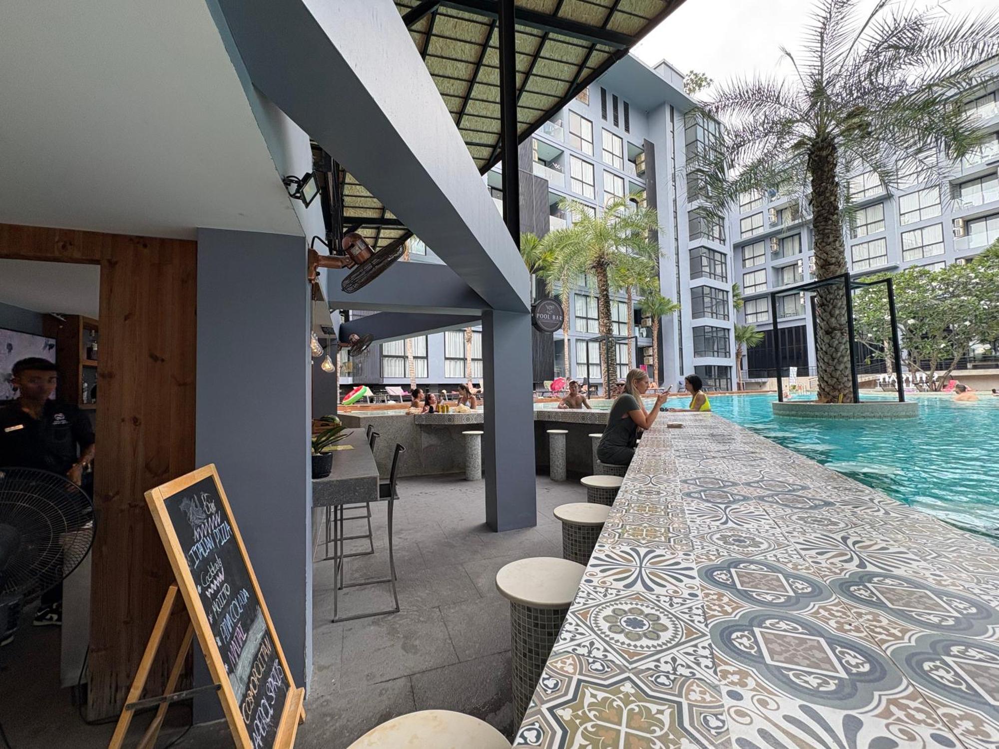 Citygate Beach, Luxury Apartment, 4 Stars Hotel, Phuket Apartment