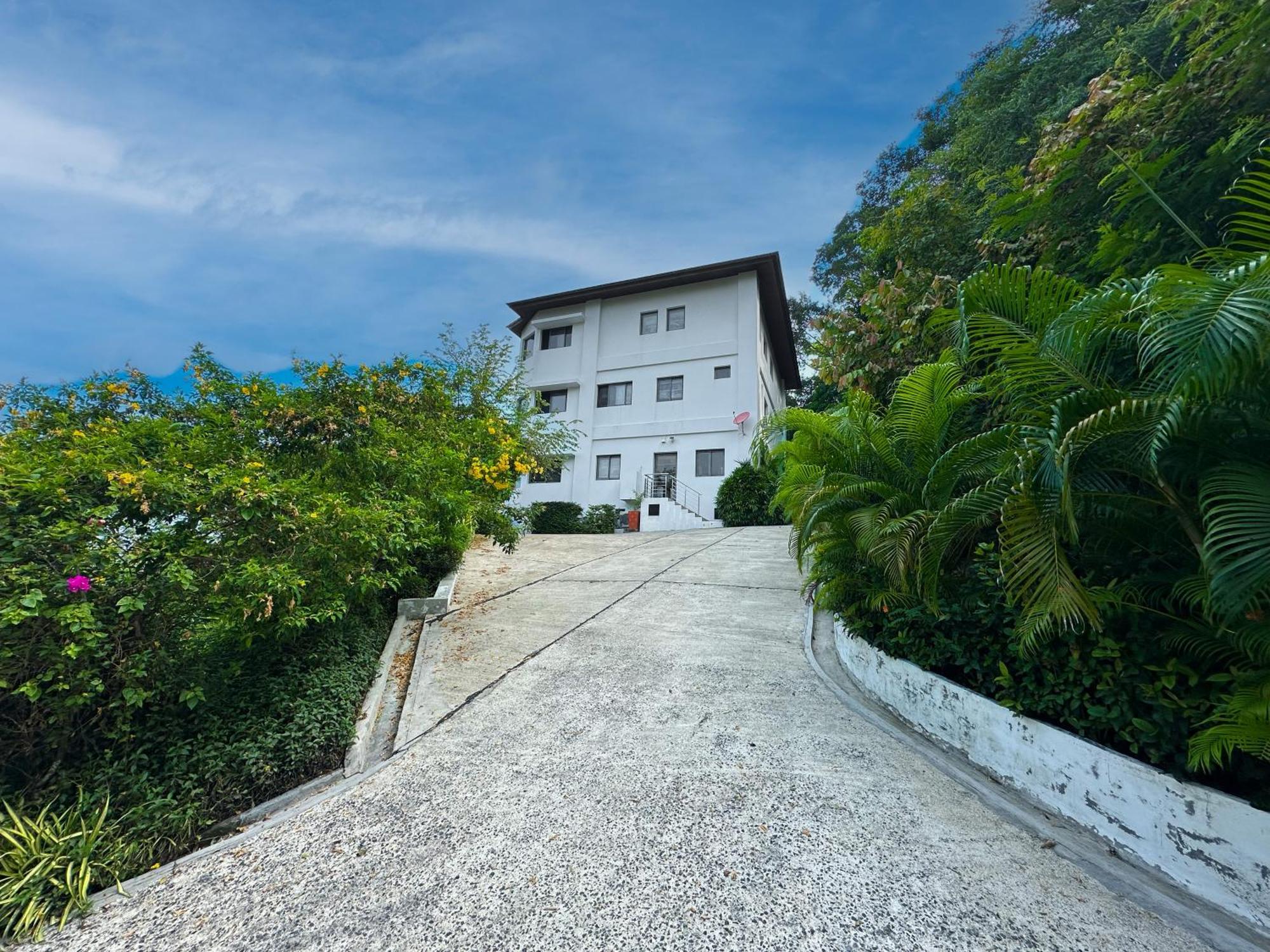 Lulu Villa