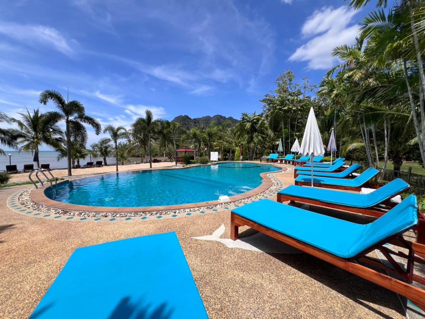 Diamond Hotel 3*