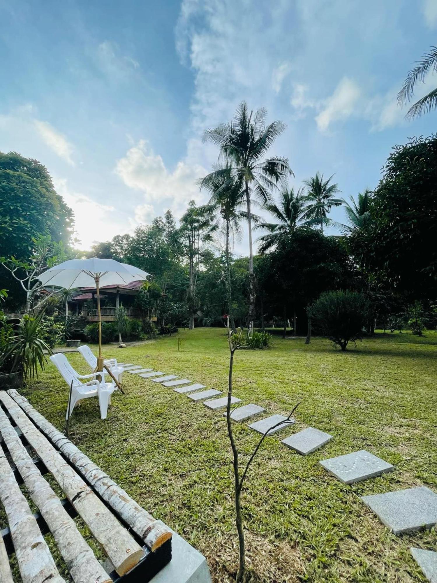 Khaosok Monkeys & River Camps Resort *