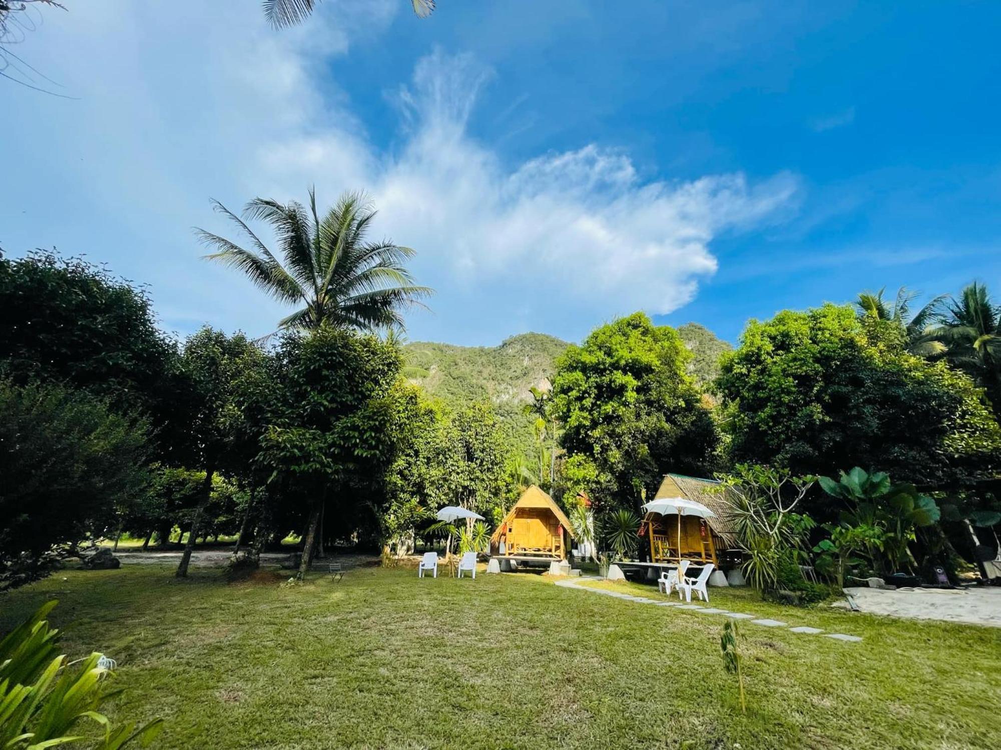 Khaosok Monkeys & River Camps Resort