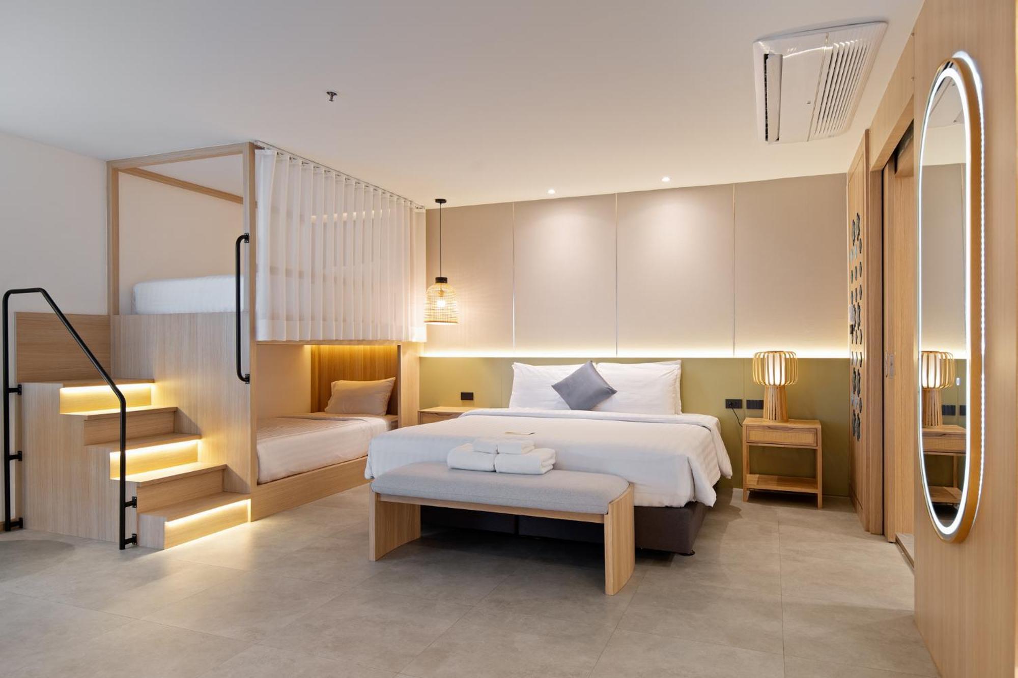 Hotel Thani 4*