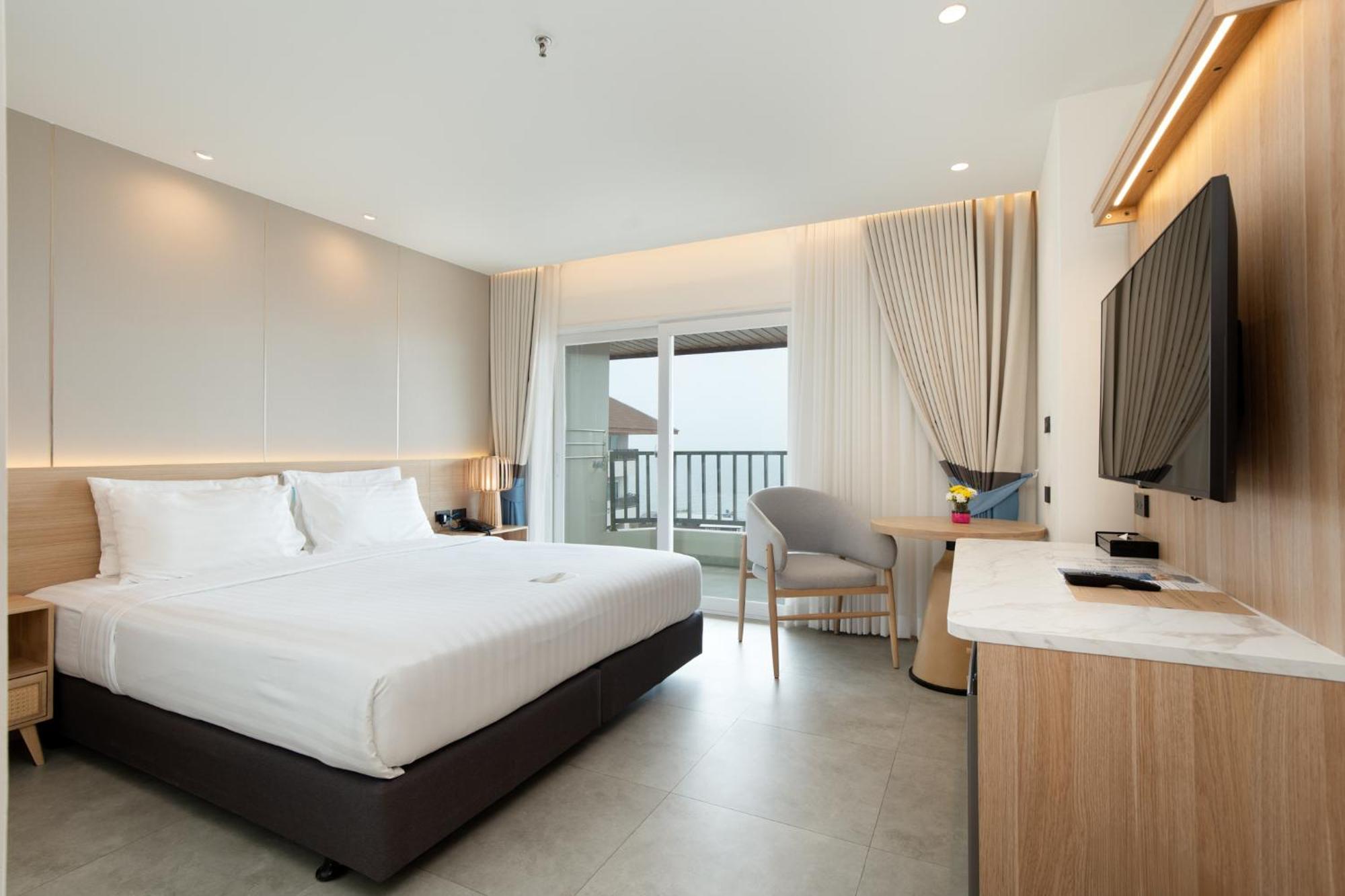 Hotel Thani
