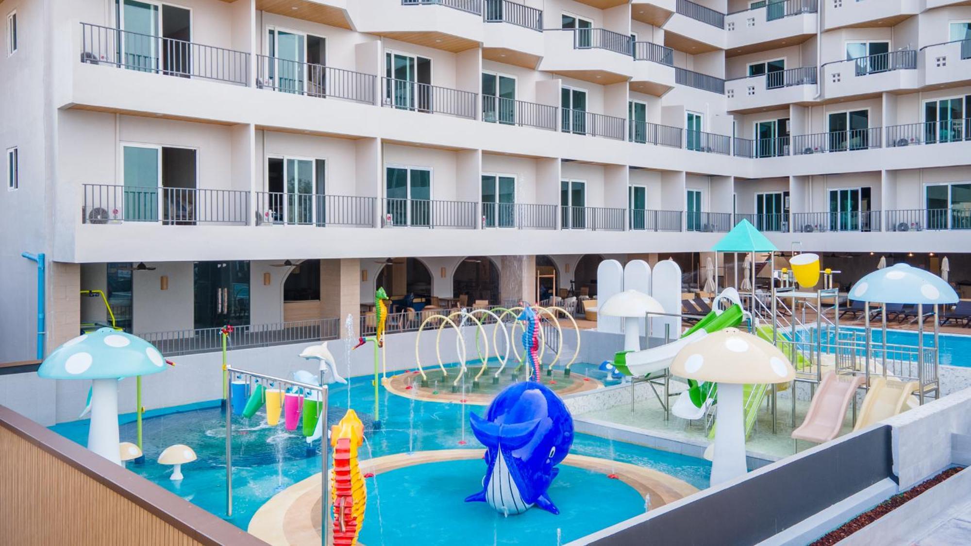 Hotel Thani Jomtien Beach