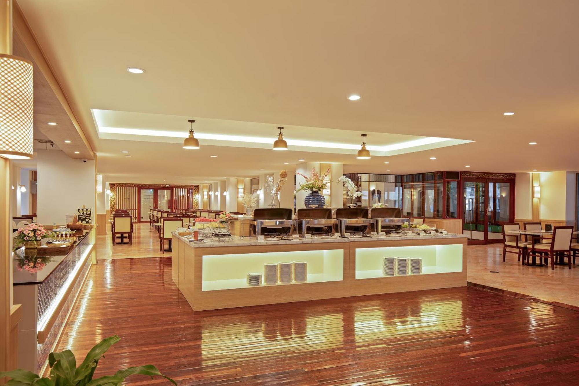 Hotel Thani