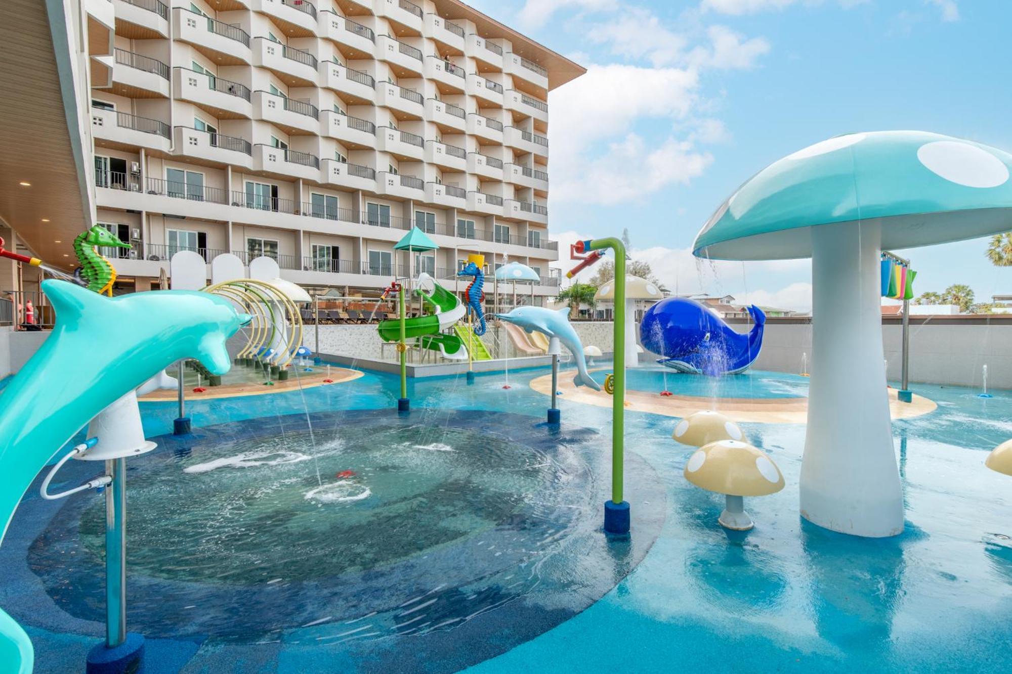 Thani Hotel