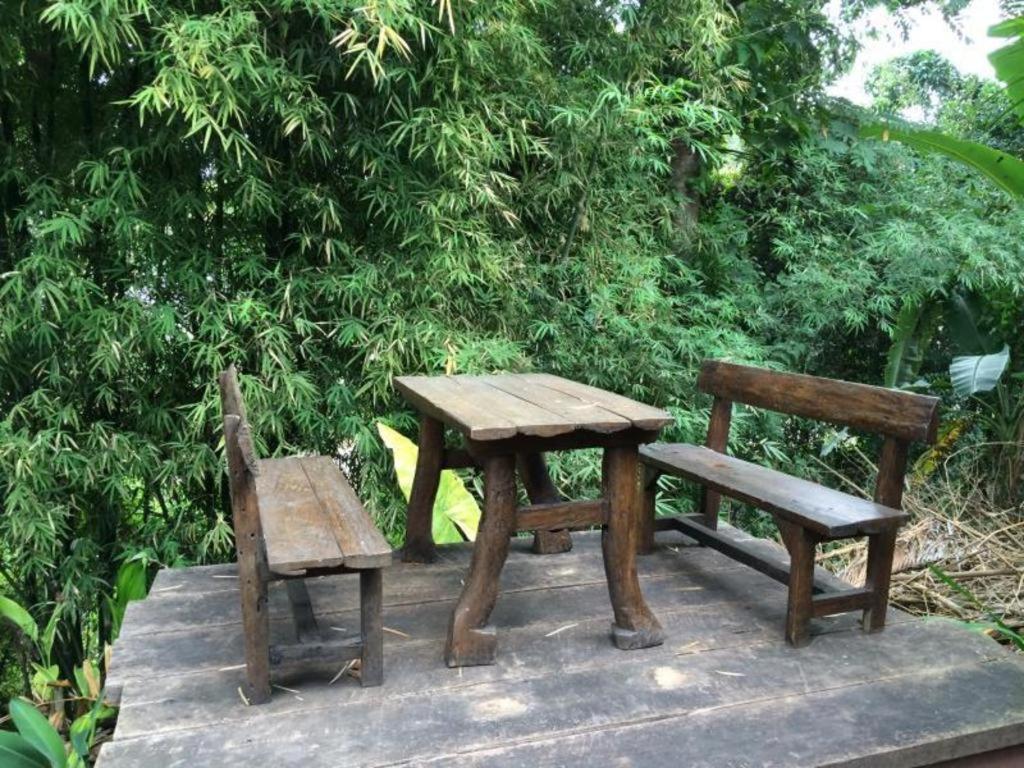 Vintage Garden Pai