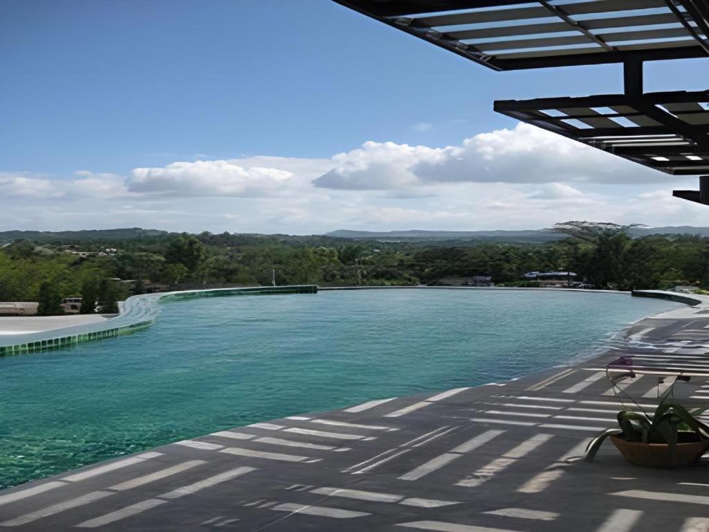 Breeze Hill Resort 3*
