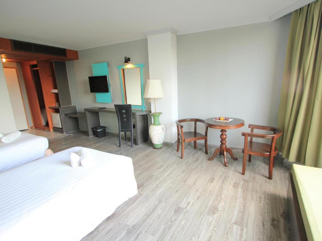 Thepnakorn Hotel Buriram
